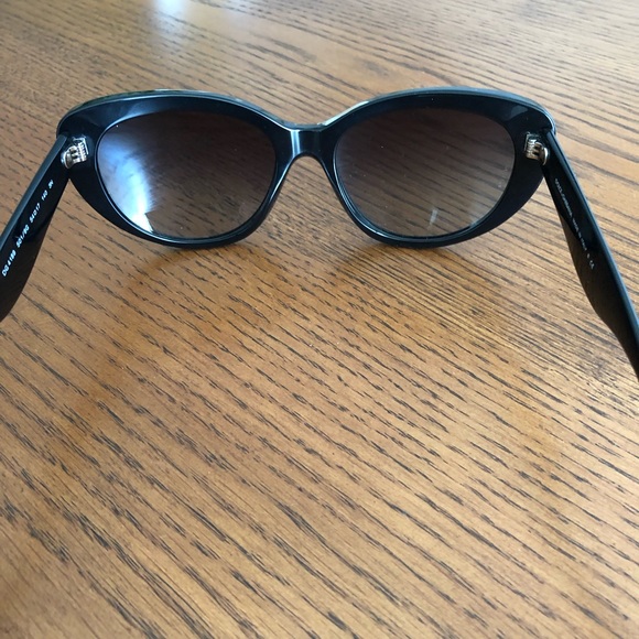 Brand New Dolce & Gabbana Cateye Sunglasses - Picture 3 of 4